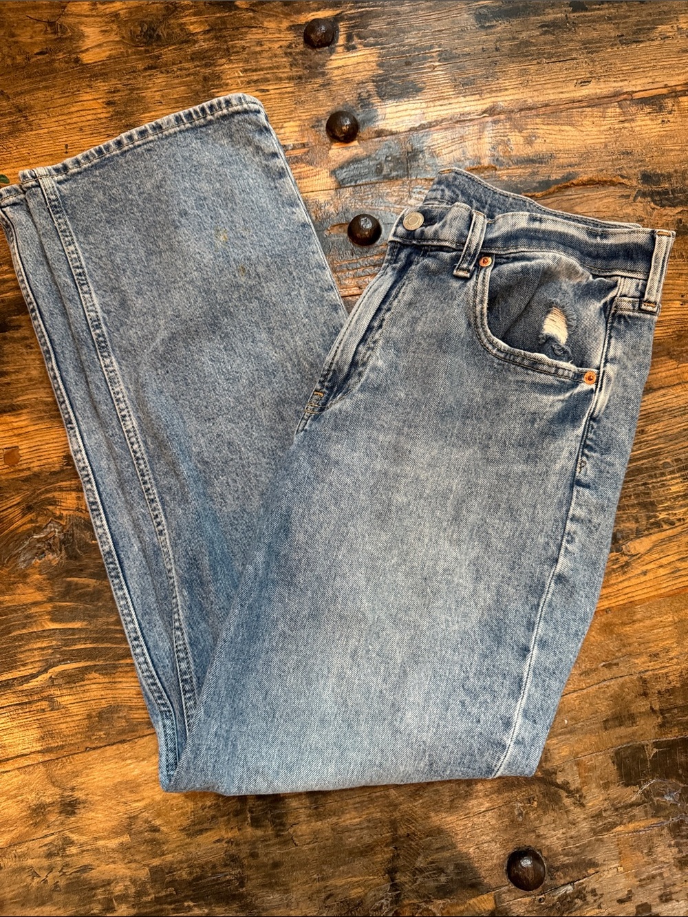 GAP Women’s Light Blue Straight Jeans